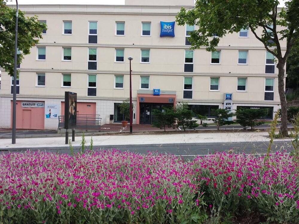 Hotel Ibis Budget Chatillon Paris Ouest Exterior foto